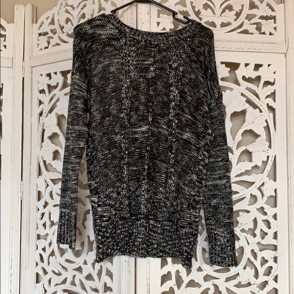 Knox Rose knit sweater with button side detail